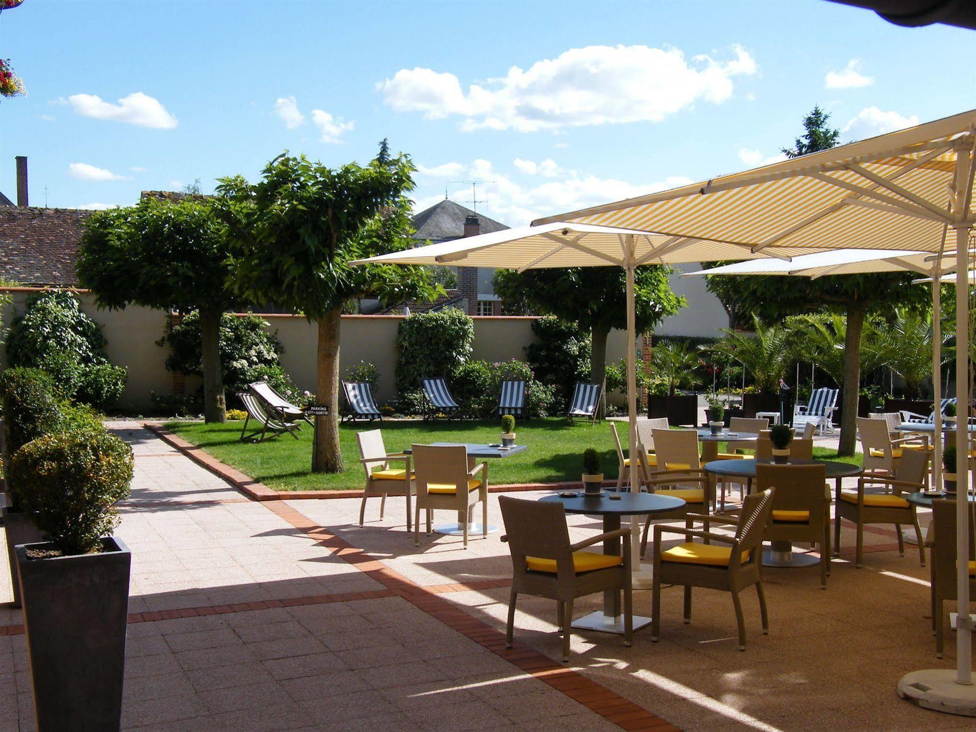 Auberge Du Cheval Blanc - Teritoria Selles-Saint-Denis Dış mekan fotoğraf